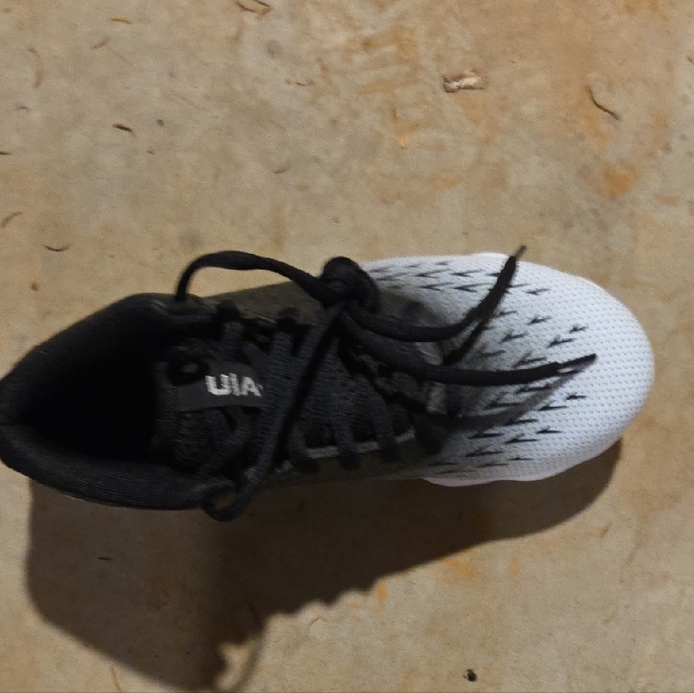 Under Armour Kids Black and White Baseball Cleats